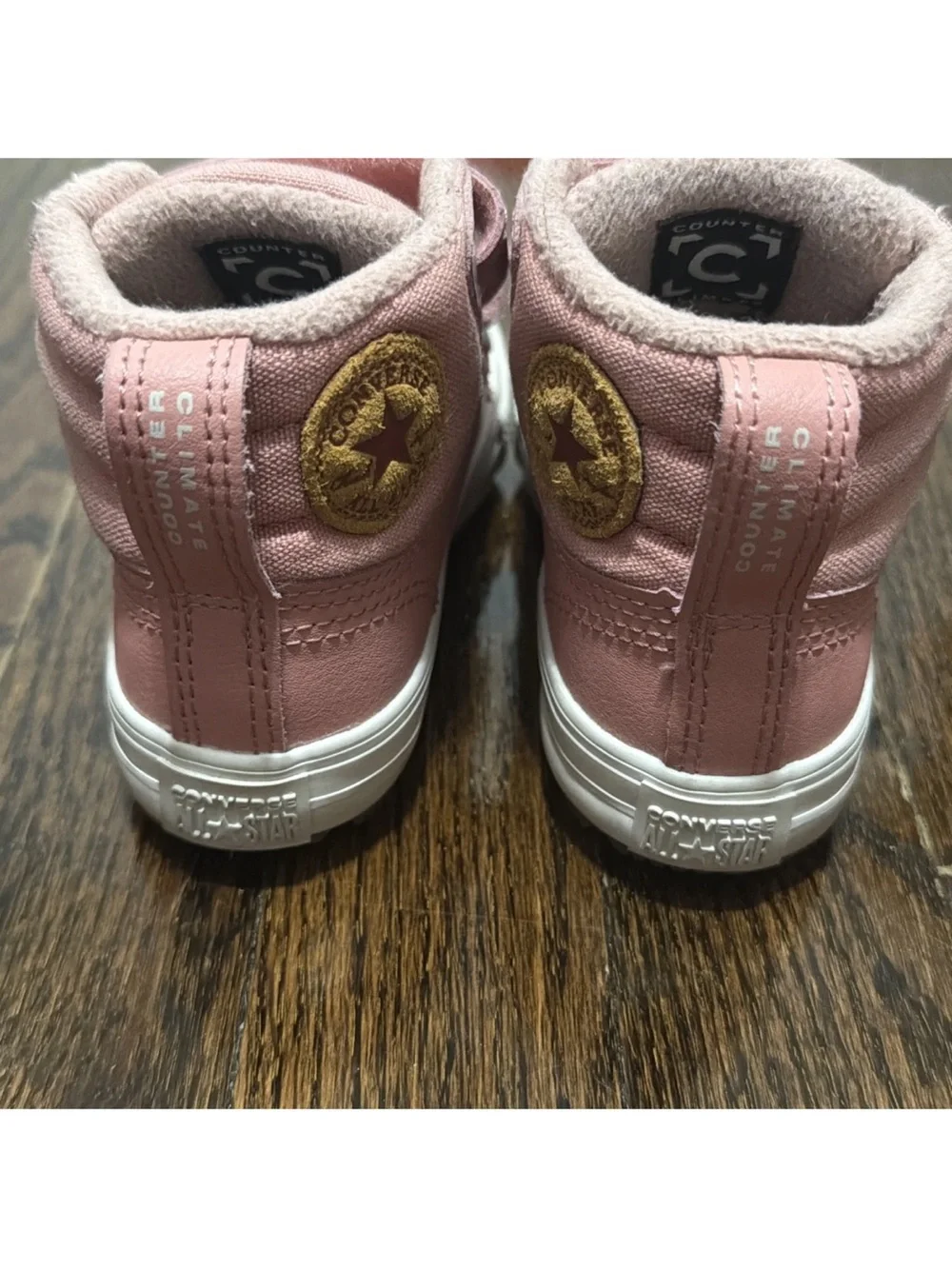 Converse Chuck Taylor Toddler Girl 7 Leather Berkshire Fleece Lined HighTop Pink